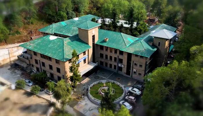 ساملی اسپتال مری جو کھنڈرتھا اب جدید ترین جنرل اسپتال میں تبدیل ہو چکا ، مریم نواز