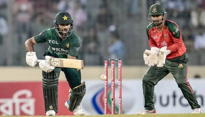 بنگلہ دیش نے پاکستان کو پہلے ٹی ٹوئنٹی میں 7 وکٹ سے ہرا دیا