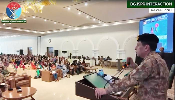 آئی ایس پی آر سمر انٹرنشپ ،لیفٹیننٹ جنرل احمد شریف چوہدری کی طلباء سےخصوصی گفتگو