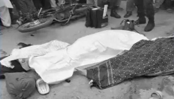 نارنگ منڈی: ٹرالر کی موٹر سائیکل کو ٹکر، ایک ہی خاندان کے 4 افراد جاں بحق