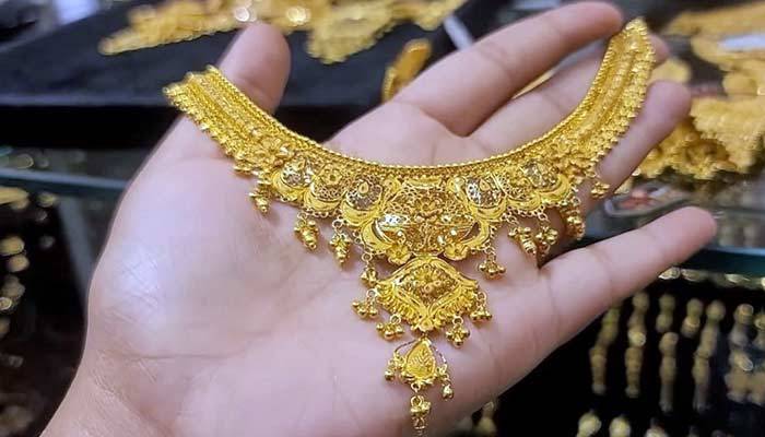 ملک میں سونا فی تولہ کتنے کا ہوگیا؟