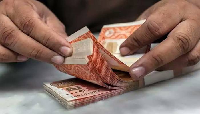 پیٹرول بائیک کو الیکٹرک میں تبدیل کروائیں، 1 لاکھ انعام پائیں