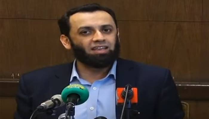 بھارت کا ہندوتوا نظریہ خطے کے امن کے لیے خطرہ بن گیا، عطاتارڑ