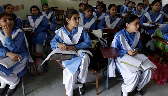  گرمیوں کی تعطیلات کے بعد تدریسی عمل شروع ہونے کی نئی تاریخ سامنے آگئی