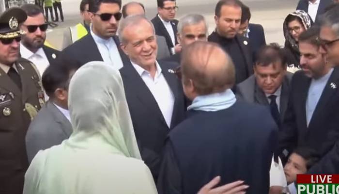 ایرانی صدر 2 روزہ سرکاری دورے پرپاکستان پہنچ گئے،پرتپاک استقبال