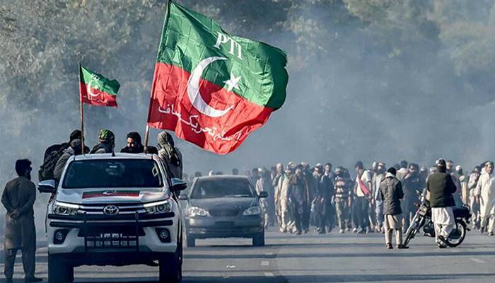 پی ٹی آئی کا لاہور سے300 کارکنان کی گرفتاری کا دعویٰ