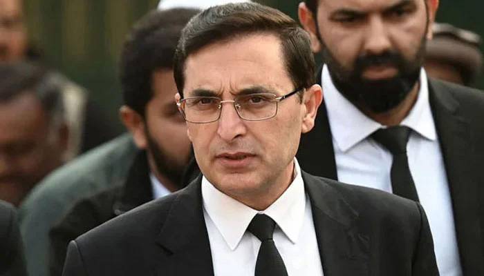 بیرسٹر گوہر کا عمران خان کی رہائی کے بغیر پیچھے نہ ہٹنے کا اعلان
