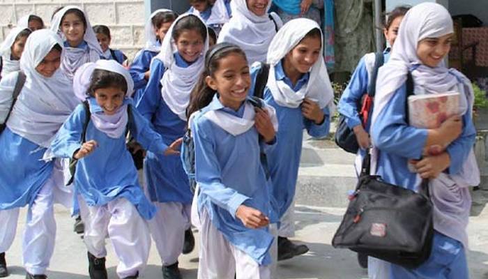 پنجاب میں سکول 1 ستمبر سے کھلیں گے، وزیر تعلیم رانا سکندر