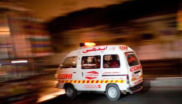 شہر قائد میں ڈمپر کی ٹکر سے بھائی اور بہن جان کی بازی ہار گئے