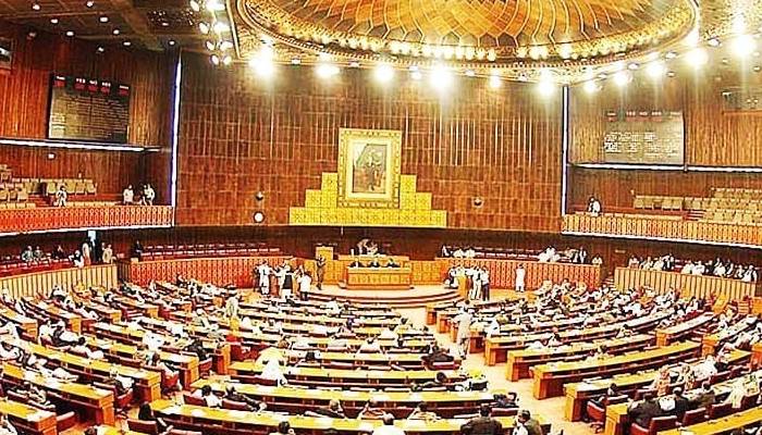 خاتون کو گھر سے بے دخل کرنے پر قید اور جرمانہ ہوگا، بل قومی اسمبلی میں پیش