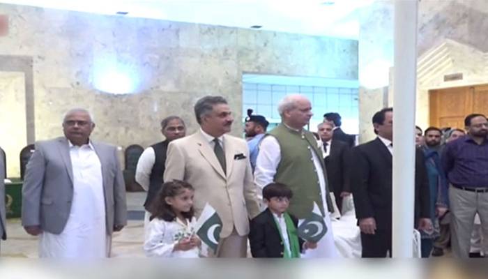 یوم آزادی پر سپریم کورٹ اور ہائیکورٹس میں پرچم کشائی کی تقاریب 