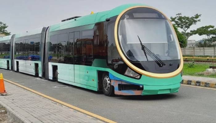 لاہور میں آئندہ سال ٹرام چلے گی، پنجاب حکومت کا اعلان 