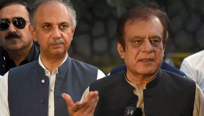 جی ایچ کیو حملہ کیس: عدالت نے 12پی ٹی آئی رہنماؤں کے وارنٹ جاری کردیے