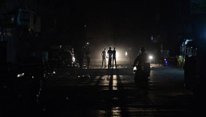  کے الیکٹرک کی کارکردگی کا پول کھل گیا، متعدد علاقے اندھیرے میں ڈوب گئے