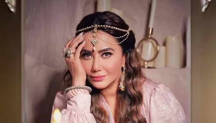 مسلمان ہونے کی وجہ سے رشتہ کروانے سے انکارہوا، بھارتی اداکارہ کا انکشاف
