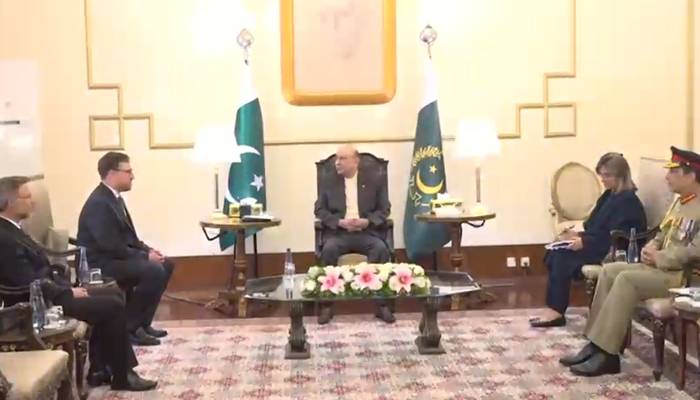 صدر مملکت سے مختلف ممالک کے نامزد سفیروں اور ہائی کمشنر کی ملاقات