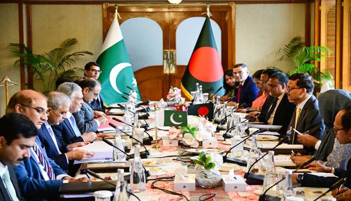 پاکستان اور بنگلادیش کے درمیان تاریخی معاہدوں نے بھارت میں ہلچل مچا دی