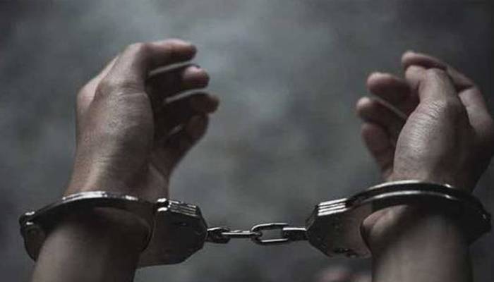 لاہور: کم سن بچیوں کو ہراساں کرتے رکشہ ڈرائیور رنگے ہاتھوں گرفتار