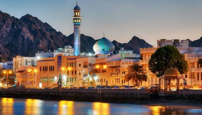 عمان کا سرمایہ کاروں کیلئے گولڈن ویزا اسکیم متعارف کرانے کا اعلان 