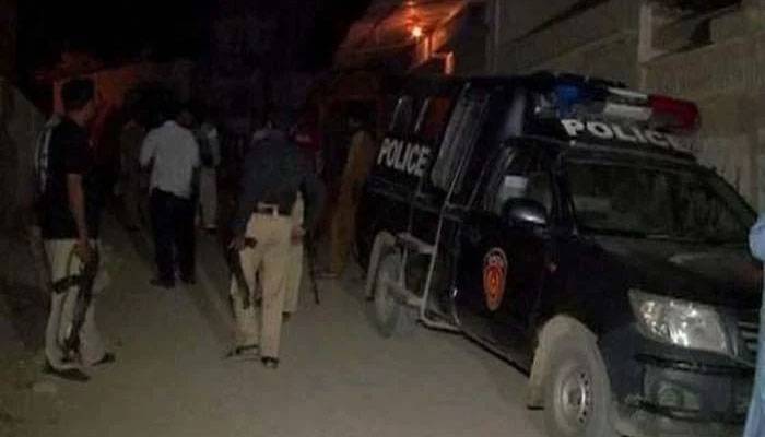 کراچی: سائٹ سپر ہائی وے پر فائرنگ کا واقعہ، موٹرسائیکل سوار 3 افراد جاں بحق، ایک زخمی
