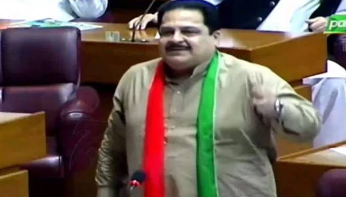 پی ٹی آئی سے ایک اور بڑا استعفیٰ آگیا