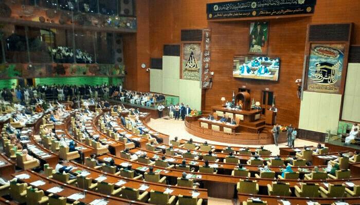 سندھ اسمبلی کے ارکان کی تنخواہ ساڑھے 4لاکھ روپے  مقرر کرنے کی منظوری 