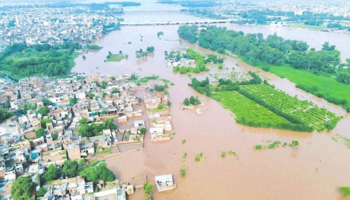 پنجاب حکومت کا آبی گزرگاہوں پر تعمیرات فوری ختم کرنے کا فیصلہ