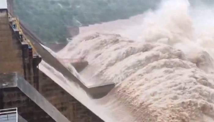 بھارت نے ایک مرتبہ پھر دریائے چناب میں پانی چھوڑ دیا