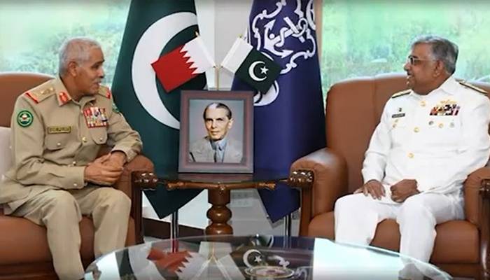 چیف آف اسٹاف بحرین ڈیفنس فورس کی نیول ہیڈکوارٹرز آمد، سربراہ پاک بحریہ سے ملاقات