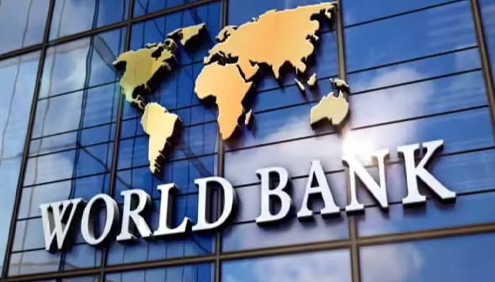 عالمی بینک پاکستان کو رواں مالی سال دو ارب ڈالر سے زائد قرض فراہم کرے گا