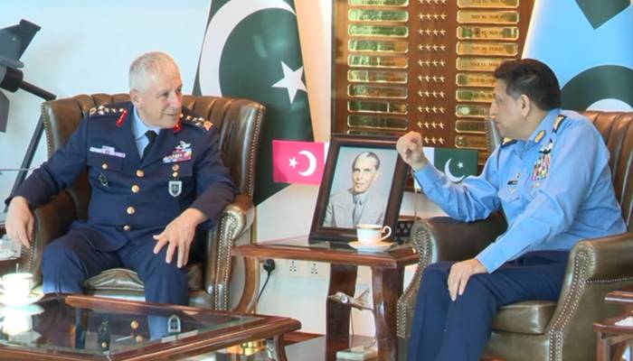 ایئر چیف مارشل ظہیر احمد بابر سے ترک فضائیہ کے اعلی سطح وفد کی ملاقات