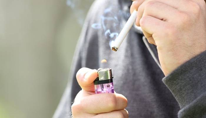 نہار منہ سگریٹ پینے والے ہوجائیں خبردار، نئی تحقیق