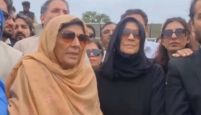  صحافیوں پر حملہ کے بعد علیمہ خان کا پہلا دبنگ بیان آگیا
