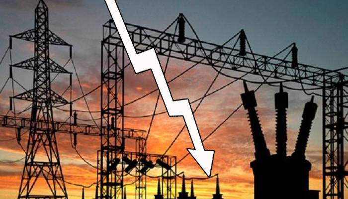 ملک بھر کے بجلی صارفین کیلئے اچھی خبر، فی یونٹ کی قیمت میں کمی