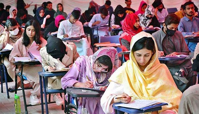 سیلاب متاثرہ طلبہ کے لیے بڑا ریلیف، ایم ڈی کیٹ کا شیڈول تبدیل