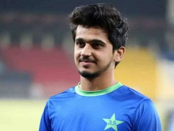 صائم ایوب نے ڈک پر آؤٹ ہونے کا منفی ریکارڈ اپنے نام کر لیا