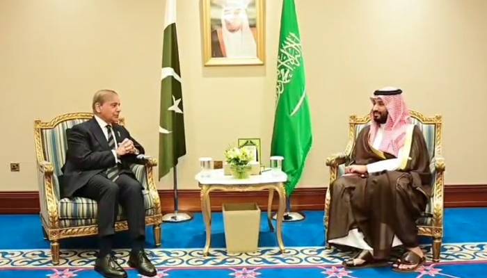 وزیراعظم محمد شہباز شریف کی شہزادہ محمد بن سلمان سے ملاقات، بڑے عزم کا اعادہ 