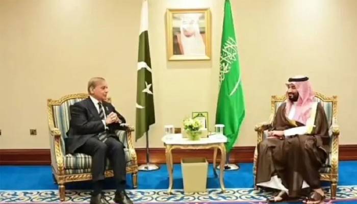 دوحہ: وزیراعظم کی سعودی ولی عہد سے اہم ملاقات،خطے کی صورتحال پر تبادلہ خیال
