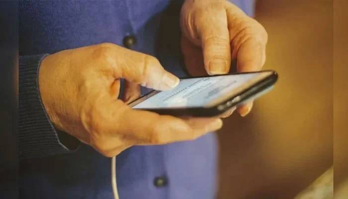 باس سے چھٹی کی درخواست کرنے والا ملازم 10 منٹ بعد جان کی بازی ہار گیا