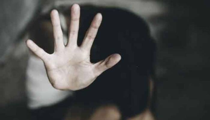  مظفرگڑھ میں بھیگ مانگنے والی بچی سے زیادتی