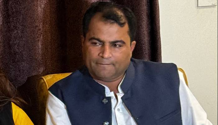 ڈرگ کورٹ لاہور کا حکیم شہزاد کو گرفتار کرنے کا حکم