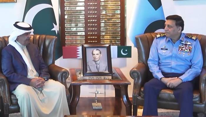 کمانڈر بحرین نیشنل گارڈ کی  سربراہ پاک فضائیہ ظہیر احمد بابر سدھو سے ملاقات