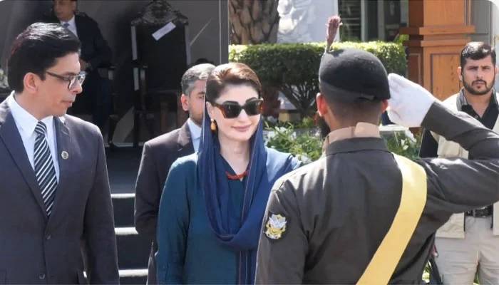جتنی تیزی سے رشوت کی کمائی آتی ہے اتنی تیزی سے چلی جاتی ہے، مریم نواز