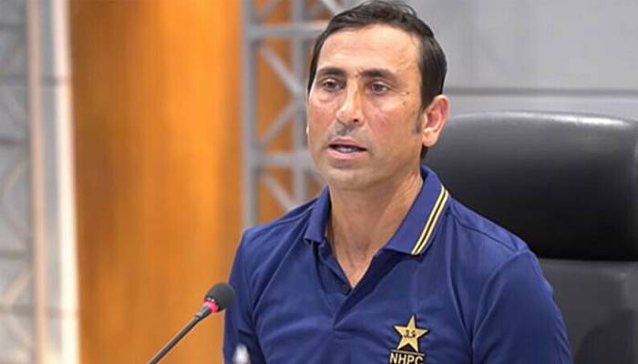 یونس خان کا کھلاڑیوں کو سیاست چھوڑ کرملک کیلئے کھیلنے کا پیغام