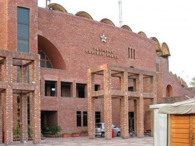پی سی بی نے قومی کرکٹرز کے این او سی معطل کر دیے
