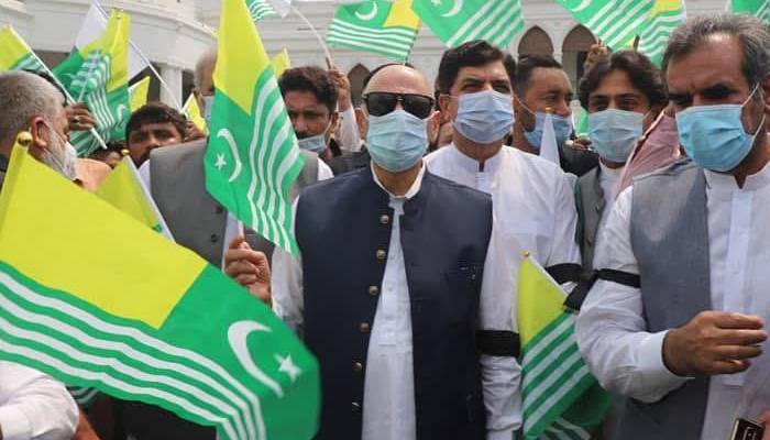 کشمیر کے موجودہ حالات پر دانشمندانہ حکمت عملی کی شدید ضرورت ہے: سابق گورنر پنجاب