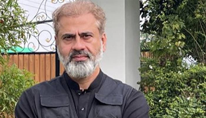 جج کیخلاف مبینہ سوشل میڈیا کمپین: عمران ریاض خان کے وارنٹ گرفتاری جاری