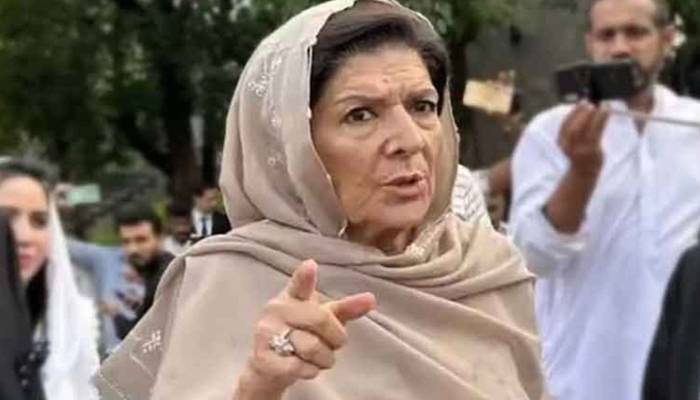 عمران خان کو اڈیالہ جیل سے شفٹ کرنے کا منصوبہ بنا لیا گیا ہے: علیمہ خان