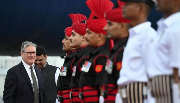 برطانوی وزیرِاعظم کیئر اسٹارمر کا بھارت کیلئے ویزا قوانین نرم نہ کرنے کا اعلان