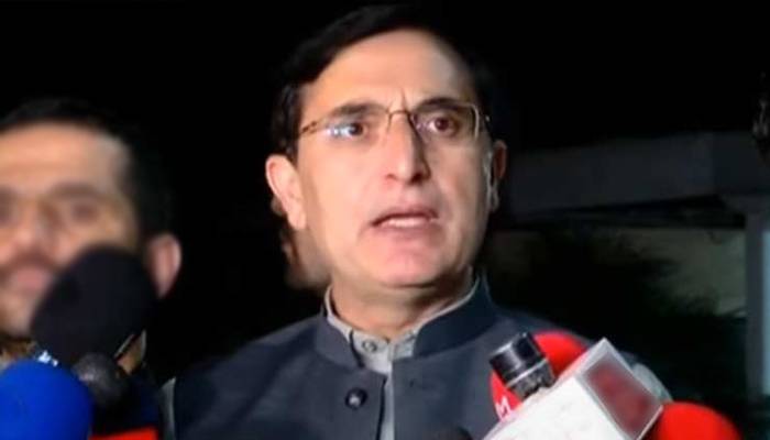  بیرسٹرگوہر نے عہدے سے ہٹائے جانے کی خبروں پر خاموشی توڑ دی 
